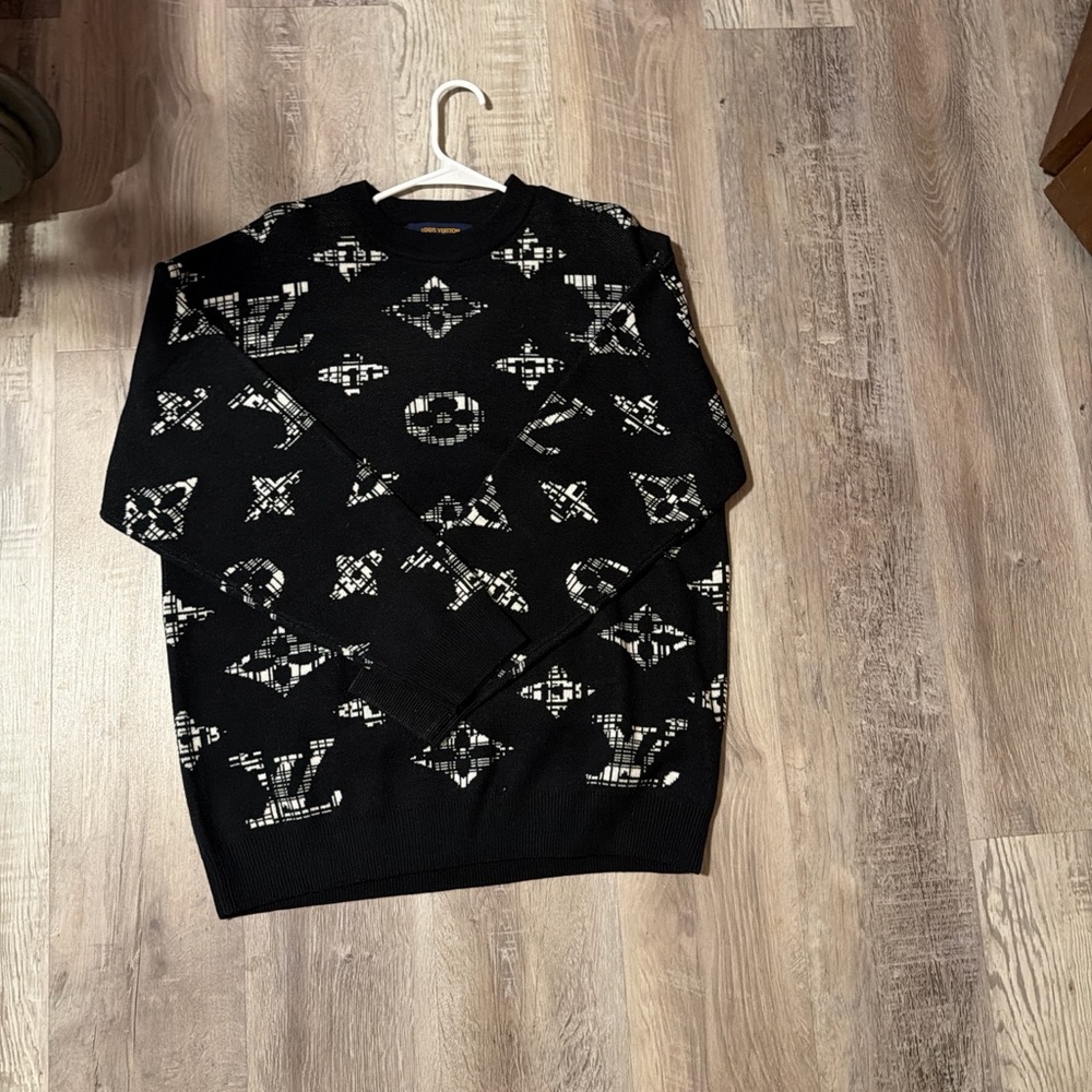 Louis Vuitton Black Crewneck Sweater with White Monogram Pattern - Picture 2 of 5